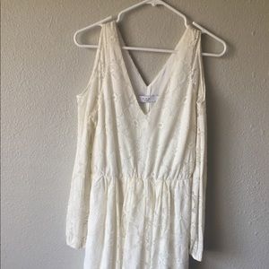 Lace gold shoulder white dress